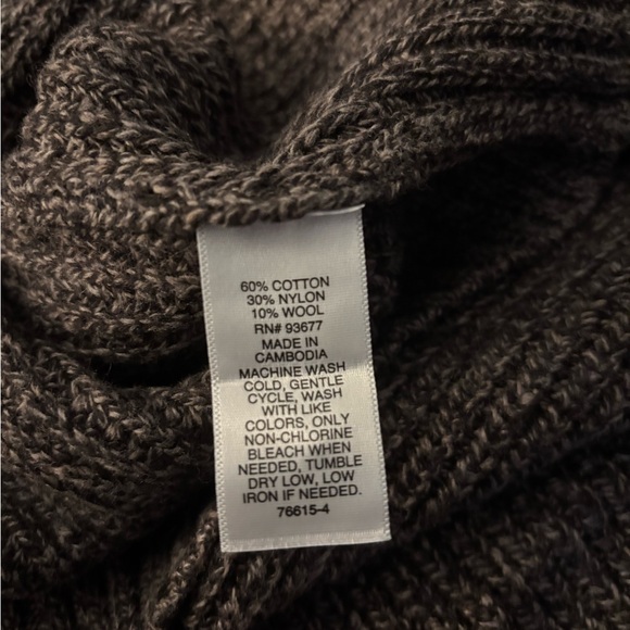 Mutual Weave Men’s Turtleneck Sweater - Picture 9 of 12